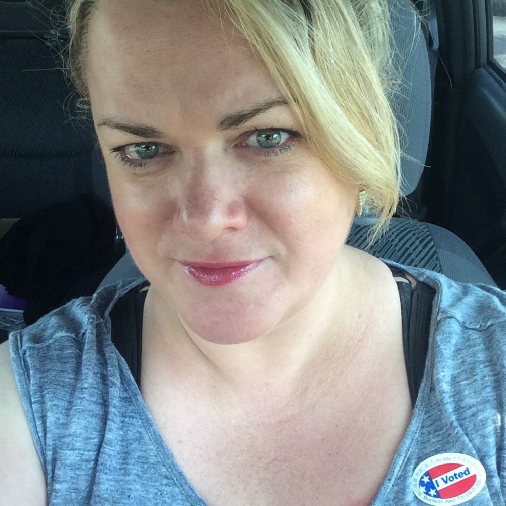 Meet your Posher, Eve